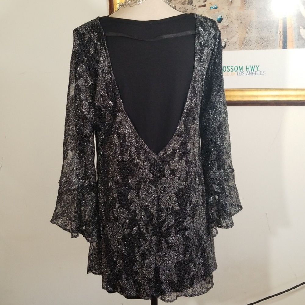 Mesmerize cocktail metallic dress. Size L - Picture 6 of 8